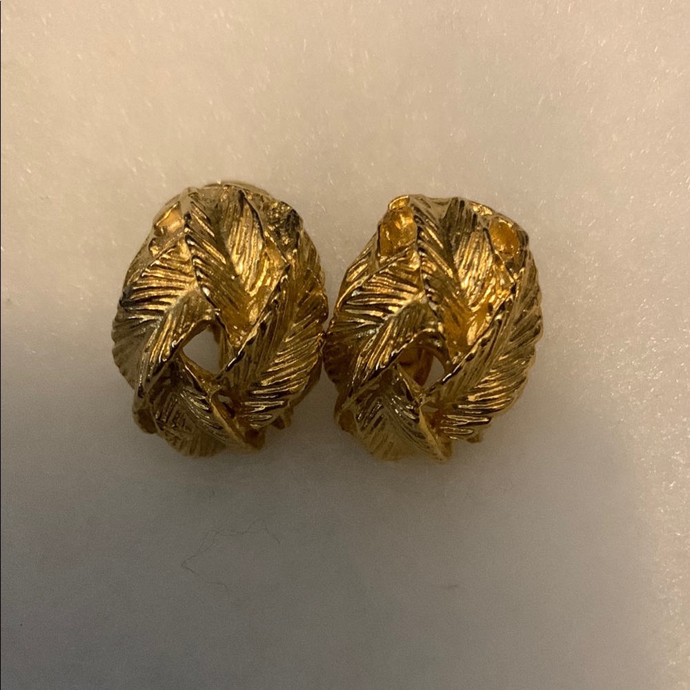 Elegant Gold Leaf Earrings